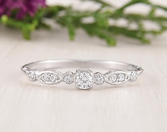 Minimalistische verlovingsring van 925 sterling zilver met zirkonia voor haar, een verfijnde verlovingsring met kubische zirkonia.