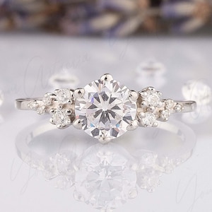 Einzigartiger 925 Sterling Silber 1ct cz Cluster Verlobungsring, zierlicher Art-Deco-Stil Cluster Versprechen Ring für sie, Frauen Cluster Ehering Bild 2