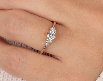 Art Deco minimalistischer Verlobungsring Roségold, zierlicher Cluster Jahrestag Versprechen Ring, Einzigartiger Gold Brautring, Einzigartiger Ehering