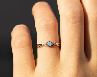 Blue moonstone promise ring for her, Celtic style moonstone engagement ring sterling silver, Minimalist moonstone anniversary ring gift