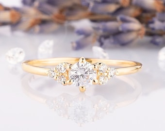 Dainty minimalist 14k gold promise ring for her, Cluster women promise ring, Tiny cluster engagement ring, Anniversary bridal ring gold