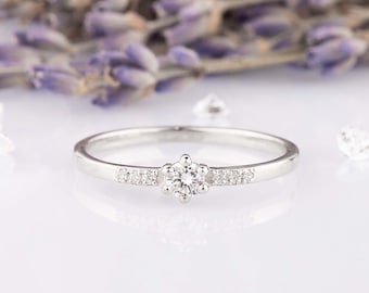 Sierlijke 925 sterlingzilveren CZ Peromise-ring voor haar, minimalistische verlovingsring met zirkonia