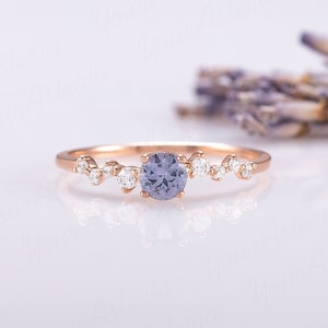 Unieke 14k roségouden alexandrietverlovingsring voor vrouwen, sierlijke alexandrietbeloftering cadeau voor haar, perfect cadeau voor haar alexandrietring