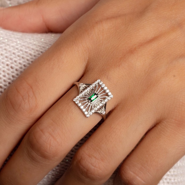 Art deco ring, Antique ring, Emerald ring silver, Unique silver ring, May birthstone,Promise ring silver,Women promise ring,Green stone ring