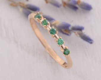 Yellow Gold Emerald Ring, Minimalist Ring, 5 Stone Ring, Dainty Promise Ring, Delicate Ring, Emerald Jewelry, May Birthstone
