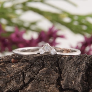 Curved Wedding Band, Minimalist Wedding Band, Dainty Wedding Band, Chevron Ring, Petite Ring, Three Stone Ring, V Ring, V Wedding Band