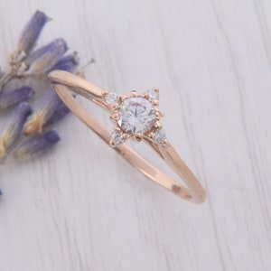 Antiker Stil Art-Deco-14k Roségold Weißtopas Versprechensring für sie, Kleiner zierlicher Gold-Verlobungsring, Jugendstil-Schneeflocken-Goldring