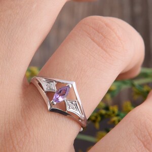 Amethyst ring, Silver ring for her, Promise ring, Antique ring, Art deco ring, Promise ring for her, Birthstone ring, Dainty ring silver