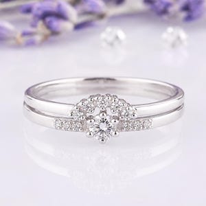 Elegant CZ-brudringsset, sterlingsilver med två ringar för henne bild 1