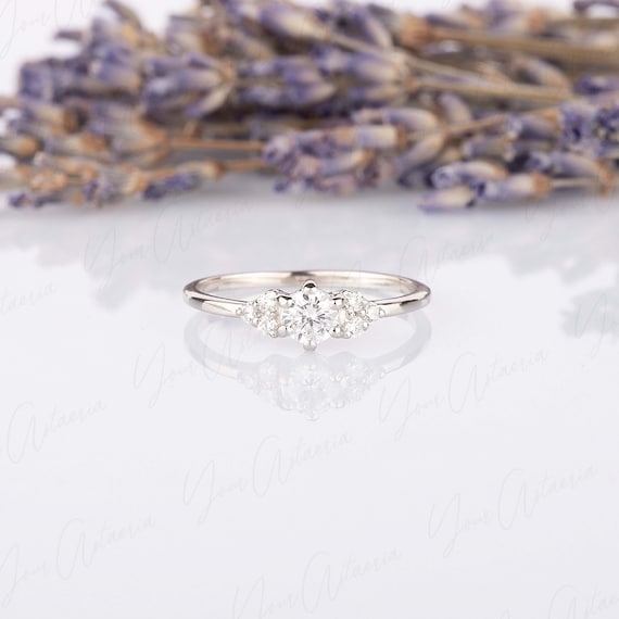 Sterling Silver Diamond Cluster Round Promise Ring Sterling Silver Diamond Cluster Round Promise Ring