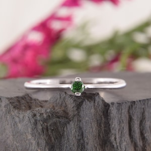 Small Womens Emerald Ring, Minimalist Silver Ring, Green Stone Ring, Dainty Promise Ring, May Birthstone, Emerald Silver Ring