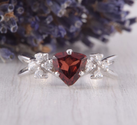 Garnet Ring Art Deco Ring Engagement Ring Women Promise Ring Garnet Jewelry Trillion Cut Ring January Birthstone Antique Ring Silver Etsy Canada