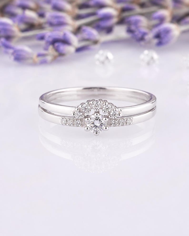 Elegant CZ-brudringsset, sterlingsilver med två ringar för henne bild 1