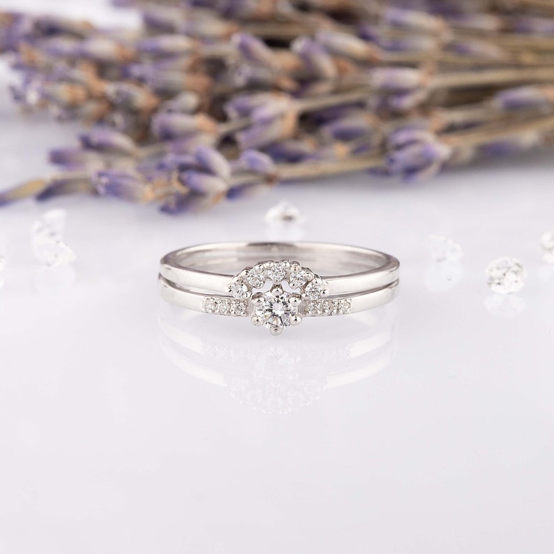 Elegant CZ-brudringsset, sterlingsilver med två ringar för henne bild 5