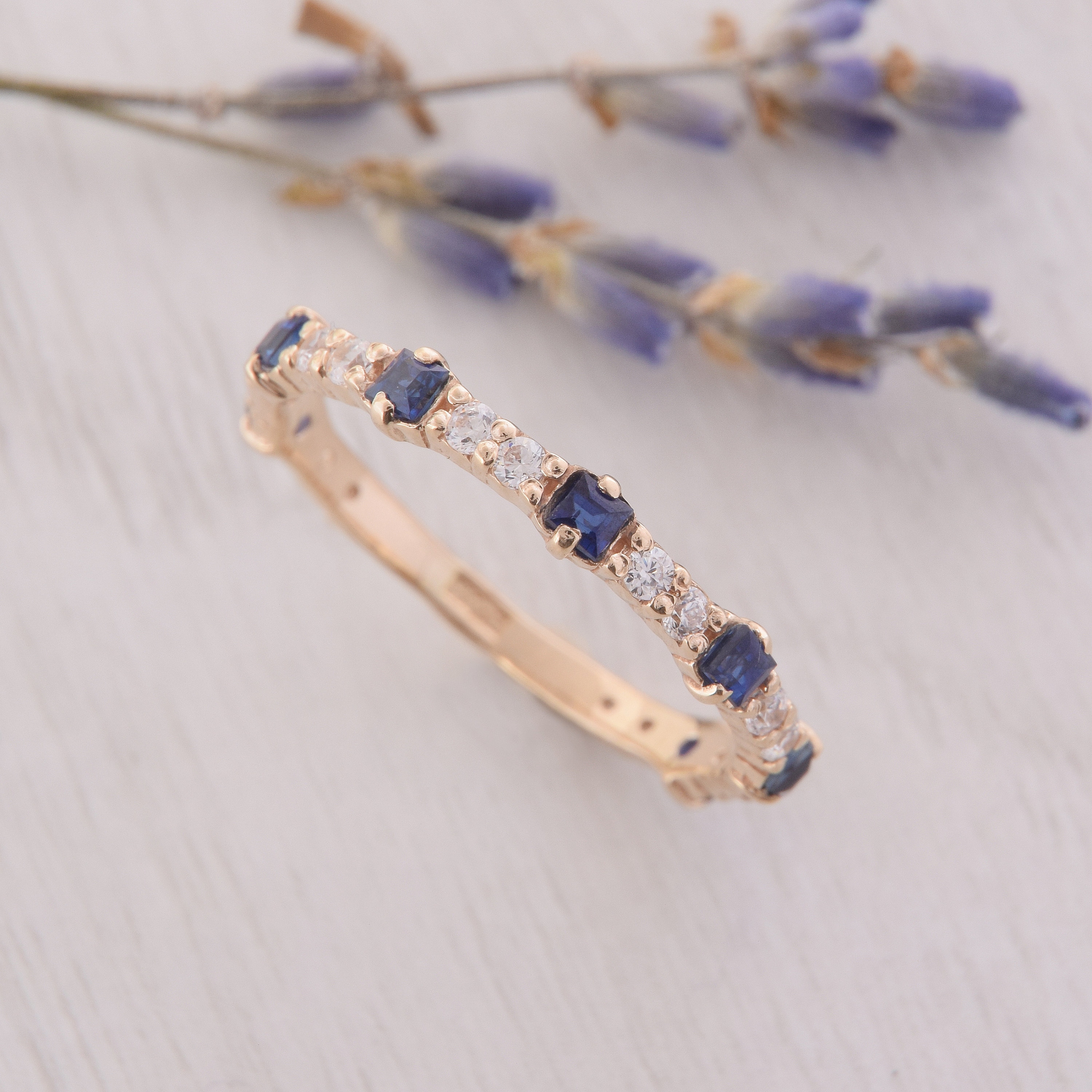Womens Sapphire Wedding Band, Unique Wedding Band for Her, Dainty Wedding Band, Minimalist Wedding Band, Delicate Wedding Band