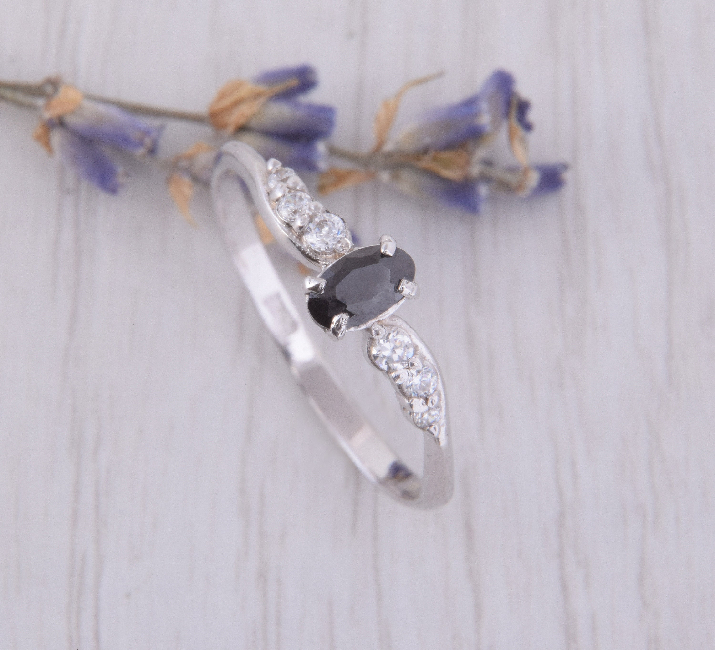 925 sterling silver black stone promise ring for her Simple & | Etsy