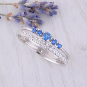 Sapphire Silver Wedding Band, Womens Wedding Band, Unique Wedding Band, Blue Sapphire Ring, Womens Sapphire Ring, Sapphire Silver Ring
