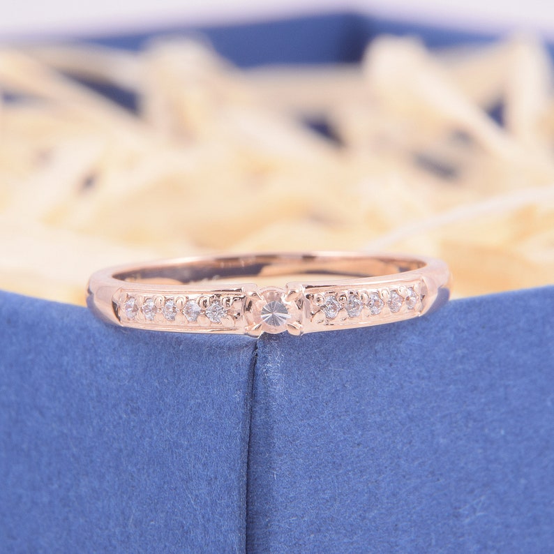 Gold minimalist ring Pretty ring White topaz ring Minimalist ring Elegant ring White stone ring Dainty ring Promise ring for her