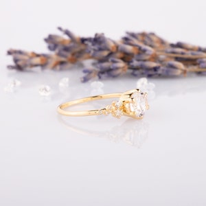 Einzigartiger 14k Goldcluster-Verlobungsring, 1KT Verlobungsring für Sie, Zierliche Cluster-Versprechensring, Cluster-CZ-Jubiläumsring Bild 6