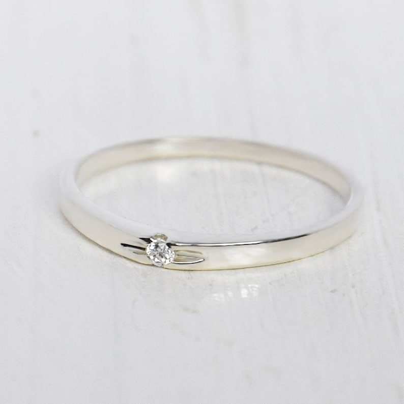 Minimalist ring Delicate ring Tiny ring silver Thin ring Promise ring silver Solitaire ring Dainty ring silver Small ring