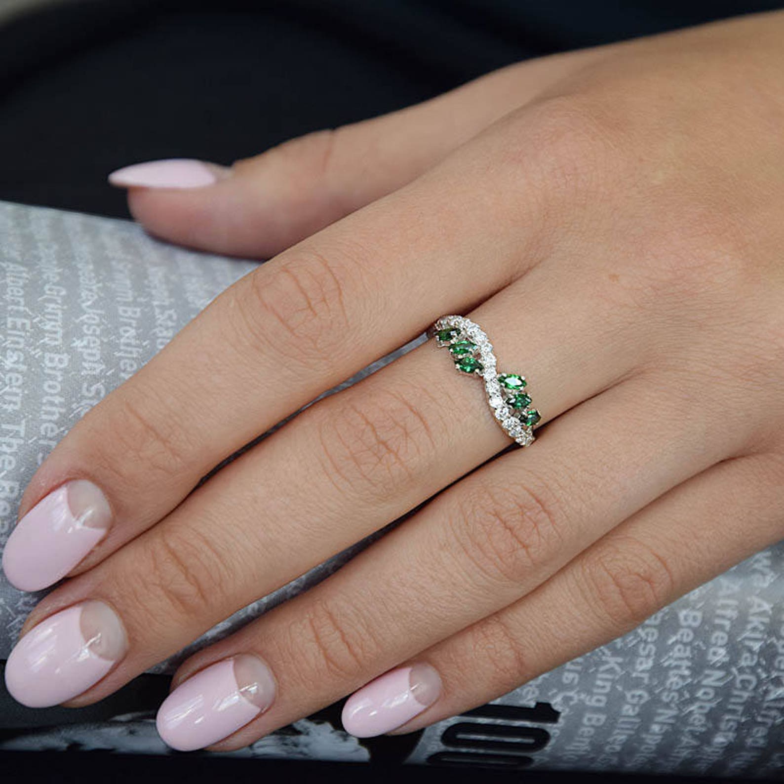 Unique Emerald Wedding Bands: Timeless Elegance for Your Big Day