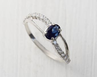 Blue sapphire ring, Gemstone ring, Custom stone ring, Sapphire ring silver, September birthstone, Anniversary ring, Promise ring for her