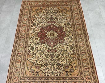 カイセリ トルコ絨毯、落ち着いた色合いの手作り絨毯、トルコ絨毯、ウシャク絨毯、ウシャク絨毯、122 x 173 cm/4x5.6 フィート、アンティーク調絨毯、ヴィンテージ エリア ラグ