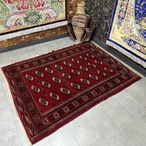 Red Oushak Rug, Vintage Rug, Turkish Rug, Wool Ushak Rug, 138x180cm / 4.5x5.9ft, Oriental Woven Rug, Distressed Area Rug, Oriental Red Rug