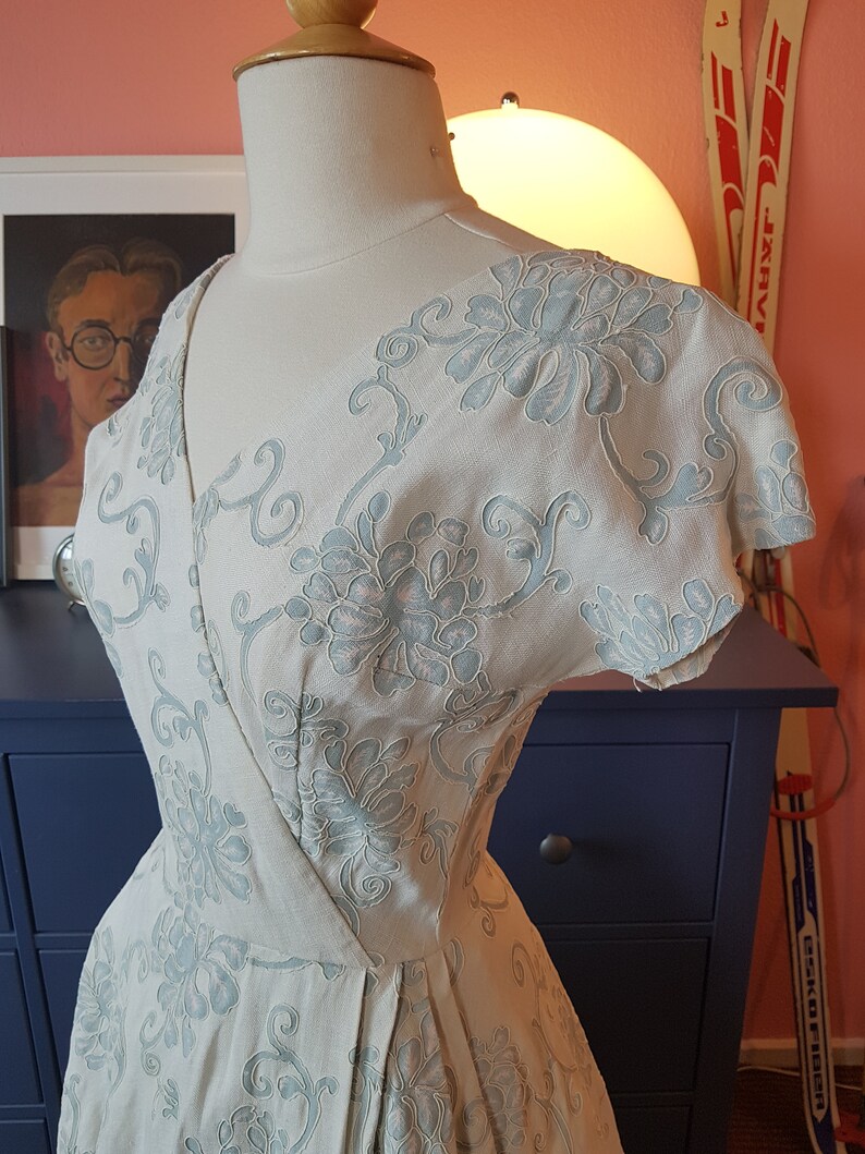 EU 32-34 UK 6-8 US 2-4 Waist 66 26 inches Day dress from the 1950s cocktail dress from the 1950s new look 50s dress
