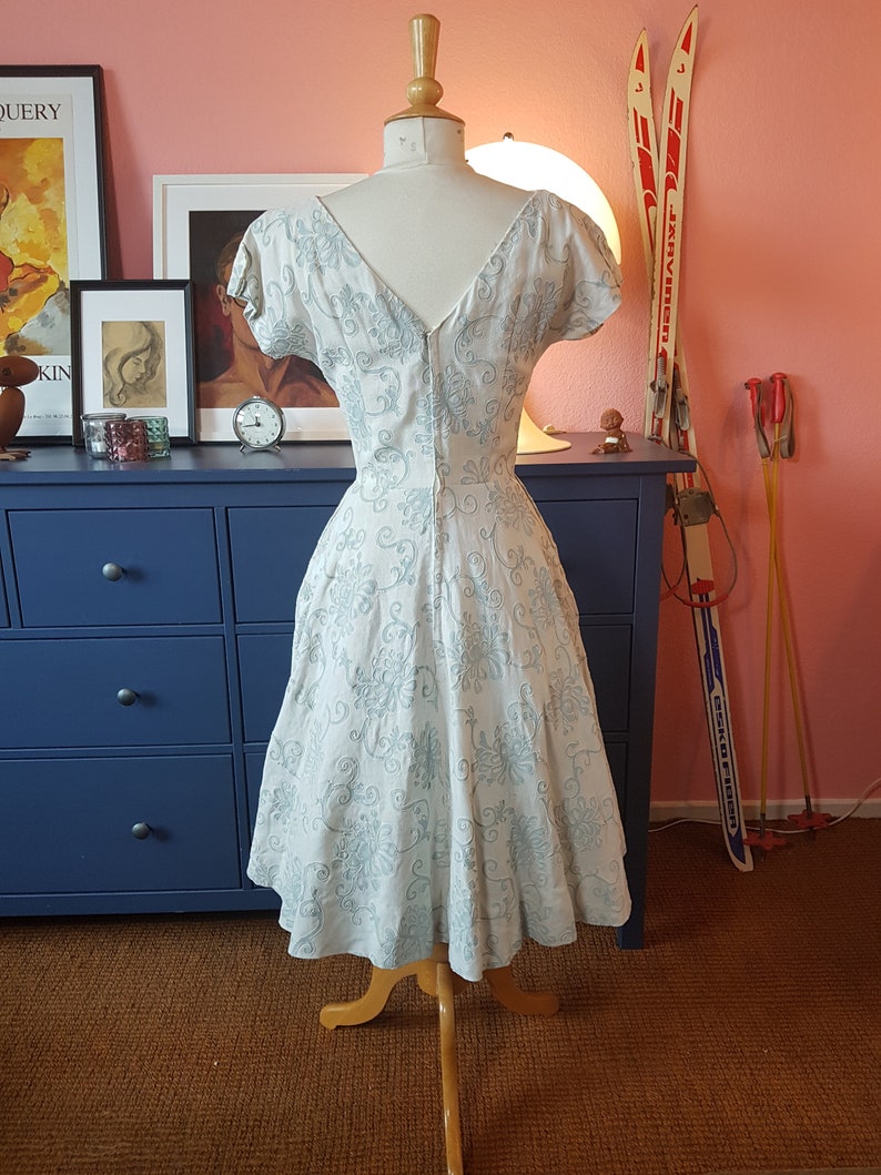 EU 32-34 UK 6-8 US 2-4 Waist 66 26 inches Day dress from the 1950s cocktail dress from the 1950s new look 50s dress