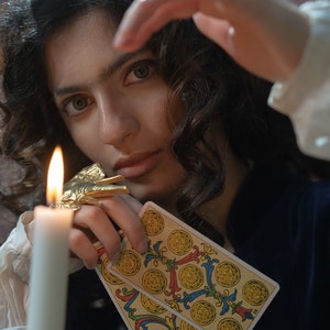 Passato, presente, futuro diffusione dei tarocchi a sei carte