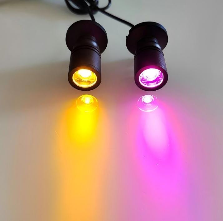 DIY LEDミニスポットライト、粘着＆ネジ取り付け、フィギュア/モデル