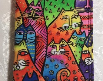 Estuche grande para gafas con acolchado suave y diseño de gatos de Laurel Burch
