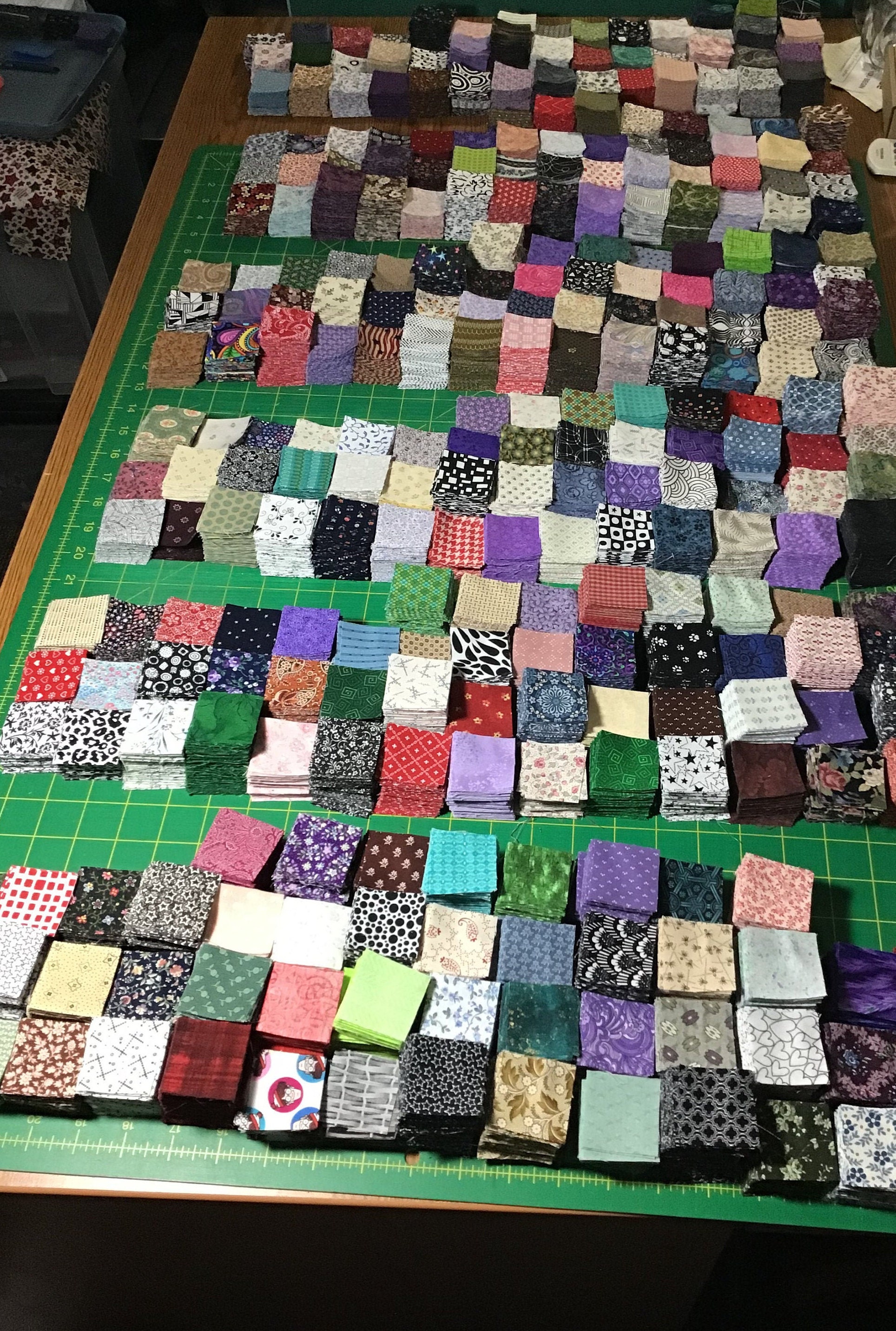 Precut Quilt Squares 9 X 9 Blocks Fabric Sewing Some Stains 🔴