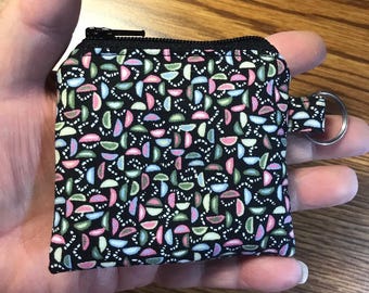 Mini llavero con cremallera y estampado vintage de algodón