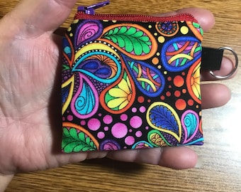 Mini llavero con cremallera y diseño de cachemira brillante