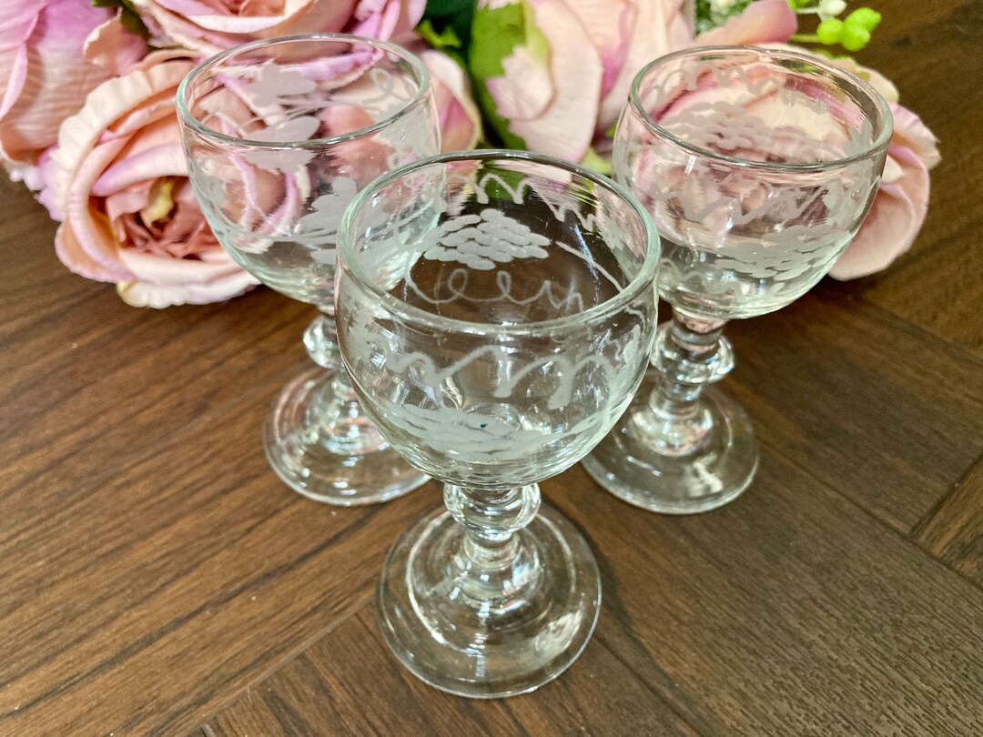Set of 3 Bohemian Tavern Gin Glasses C.185060 Victorian 19th Century