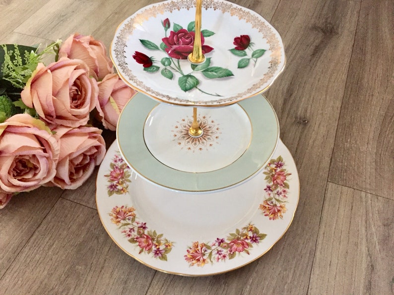 Red Rose Vintage Mismatch Cake Stand 3 Tier