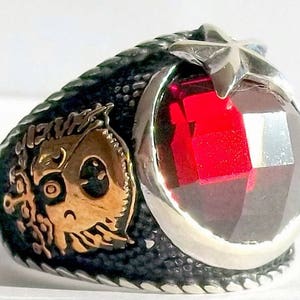 Herrring i 925 sterlingsilver med helt handgjord äkta ädel rubin med halvmåne och stjärna