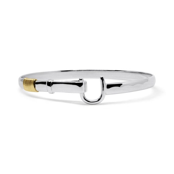 Island store hook bracelet