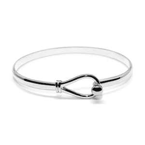 Made on Cape Cod. Bracelet with nautical knot, 925 sterling silver ball & sterling silver cuff Cape Cod Lifestyle