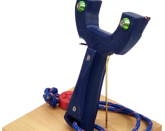 S15 OTT Slingshot: Ergonomic, built for precision with Full Grip Clips and fiber optics.