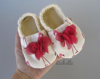 Flamingo Baby Shoes, Off White Pink Baby Slippers, Animal Moccasin Outfit, Soft Sole Crib Booties, Toddler Spring Flower Shoe