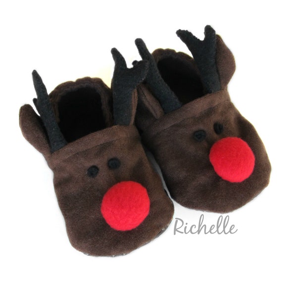 Reindeer Baby Shoes, Christmas Toddler Slippers, Infant Crib Booties, Deer Outfit, Winter Newborn Photo Prop, Holiday Stocking Stuffer Gift