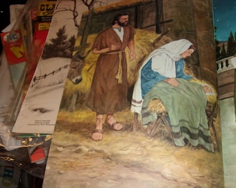 La otra mitad del establo con José, María y el niño Jesús, la otra mitad del rey en su trono.