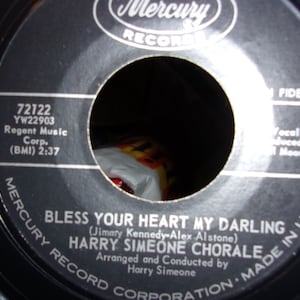 Harry Simeone Chorale - &quot;Six Gifts Of Love&quot; / &quot;Bless Your Heart My Darling&quot;