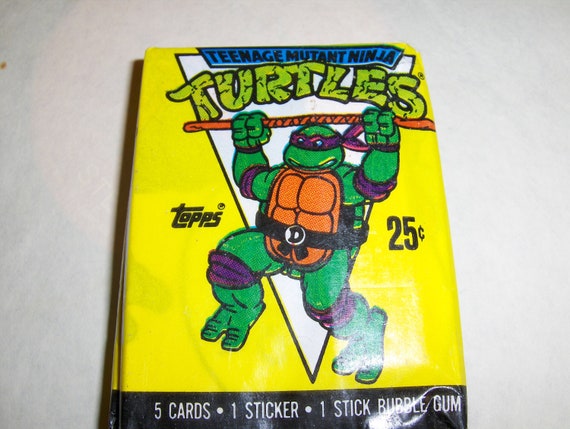 TEENAGE MUTANT NINJA TURTLES 3-D TRADING CARDS LOT OF 4 PACKS.