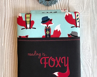 FOXY book sleeve