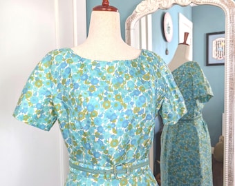 1950s 1960s Leslie Fay Blue and Green Floral dress, Ballet neckline, Tulip Skirt, with Belt, So Classy!