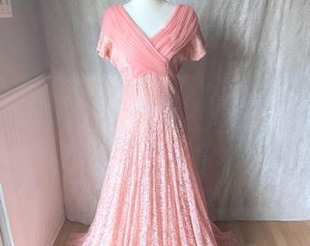 1950s Vintage Prom Party Dress, Pink Lace with Gathered Chiffon Neckline, Size M, Tall